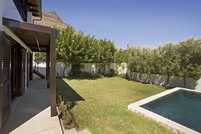 To Let 3 Bedroom Property for Rent in Llandudno Western Cape